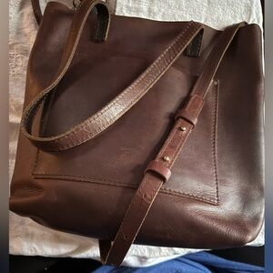 Portland Leather Crossbody Tote